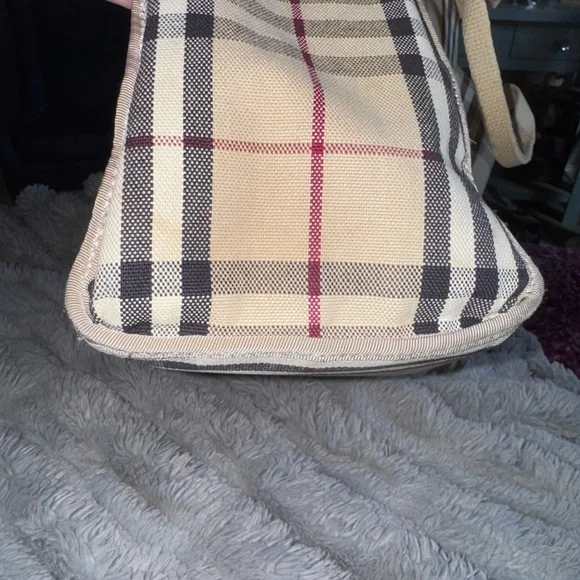 Burberry beige house check canvas handbag - Picture 6 of 11